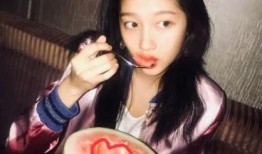 网红阿朱吃瓜图片高清,高清美图曝光引网友热议